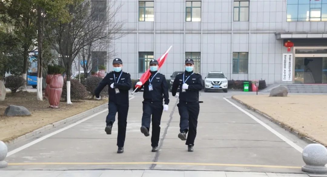 勵(lì)精圖治 雕琢前行!